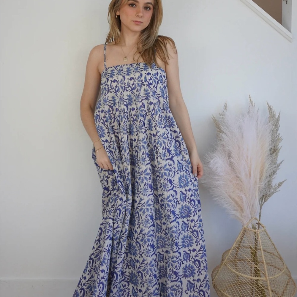 Nibi MTK Iris floral maxi dress.